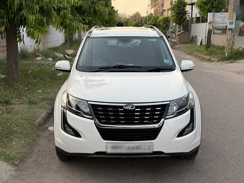 Mahindra XUV 500